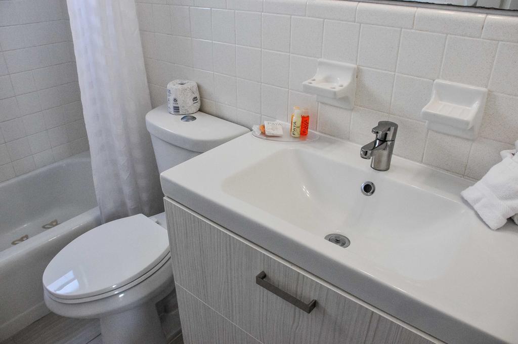 Regency Inn & Suites Sarasota Ngoại thất bức ảnh