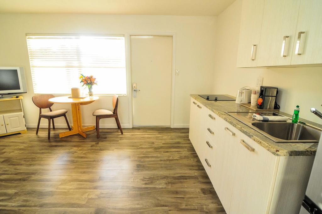 Regency Inn & Suites Sarasota Ngoại thất bức ảnh